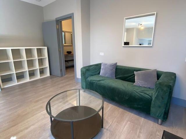 Apartment for rent in Temple Fortune, Greater London