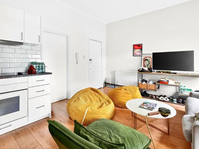 Apartment for rent in Chalk Farm, Greater London