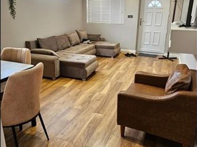 Apartment for rent in London Borough of Barking and Dagenham, Greater London