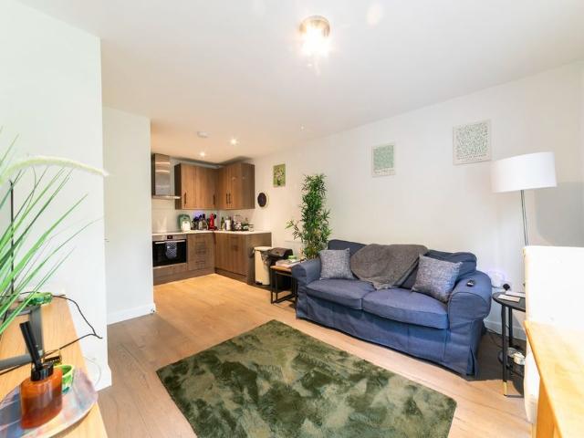 House for rent in Ferme Park, Greater London