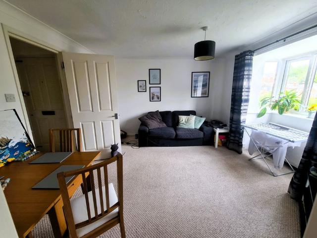 Apartment for rent in Newtown, Reading