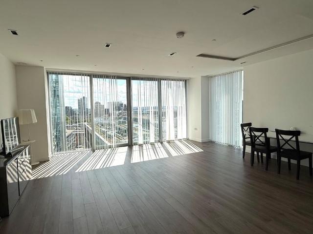 Apartment for rent in Cat Hill, England