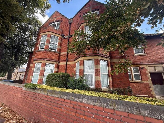 Apartment for rent in Berry Hill, Potters Corner