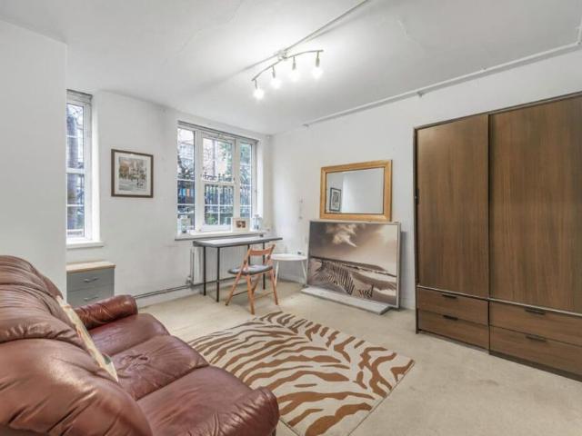 House for rent in Westminster, Victoria