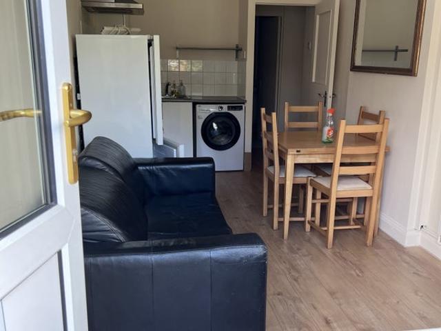 Apartment for rent in Putney, Greater London