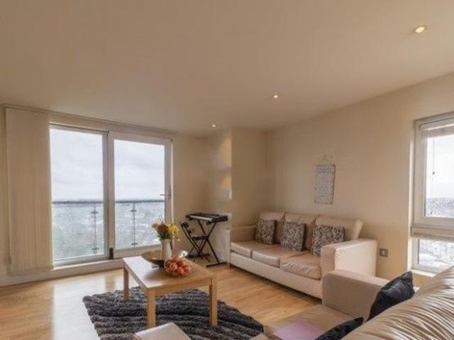 Apartment for rent in Gants Hill, Greater London