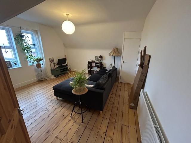 Apartment for rent in Lenton Abbey, Haddon