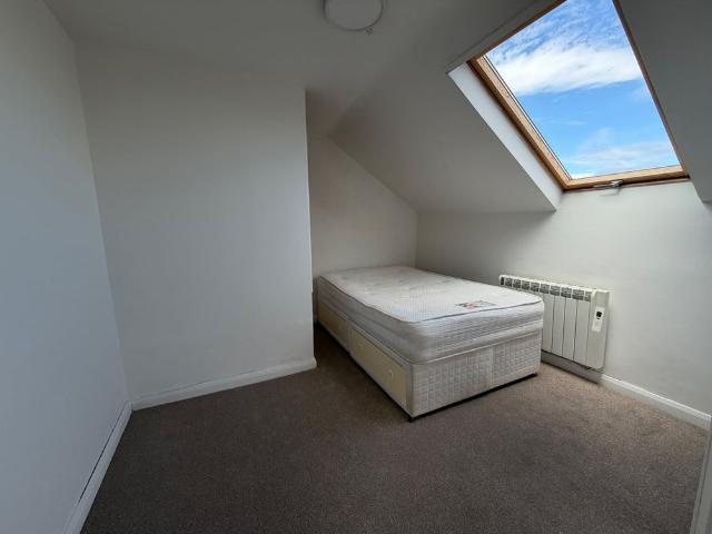 Apartment for rent in Ferme Park, Greater London