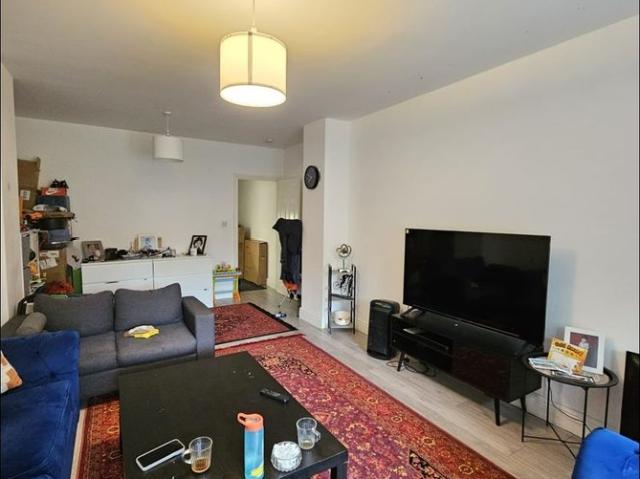 Apartment for rent in Temple Fortune, Greater London