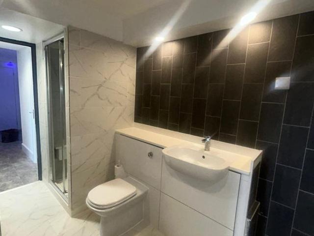 House for rent in Ratcliffe, Shadwell