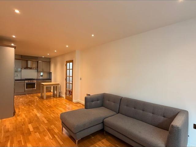 Apartment for rent in Rotherhithe, Greater London