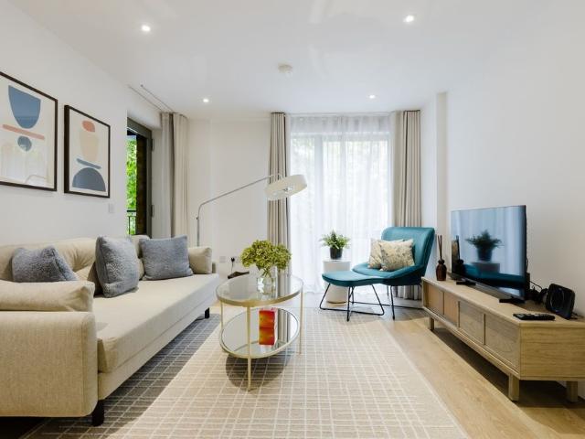 Apartment for rent in Kennington Cross, Greater London