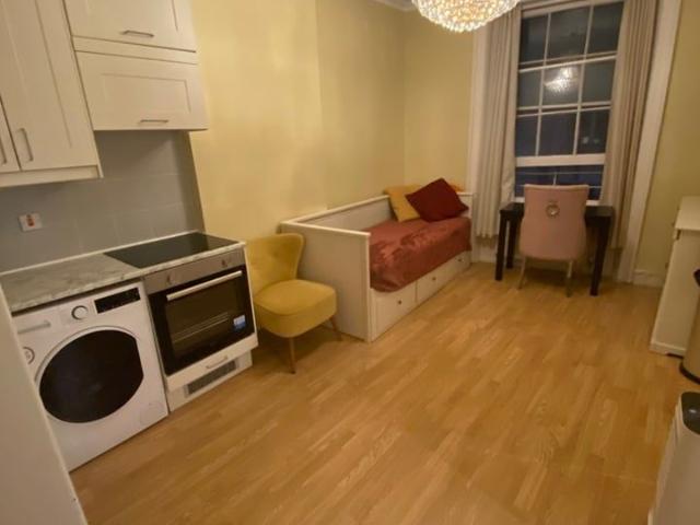 Apartment for rent in Paddington, Isle Of Man