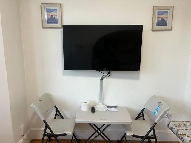 Apartment for rent in Gants Hill, Greater London
