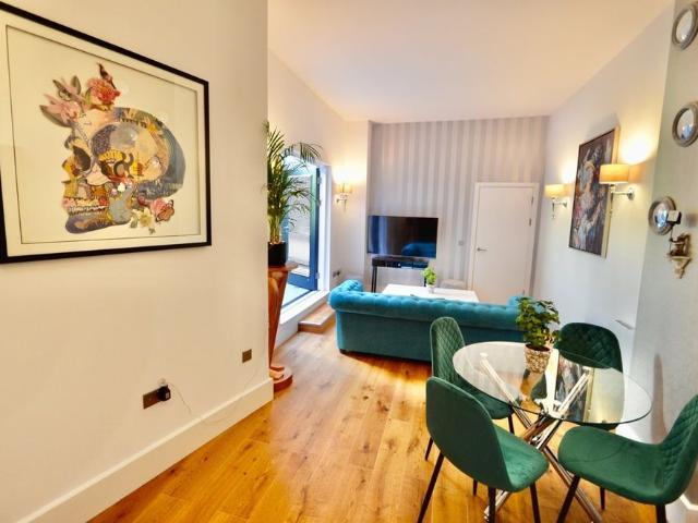 Apartment for rent in The Meadows, Haddon