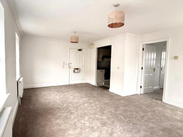 Apartment for rent in Spring Park, Luton