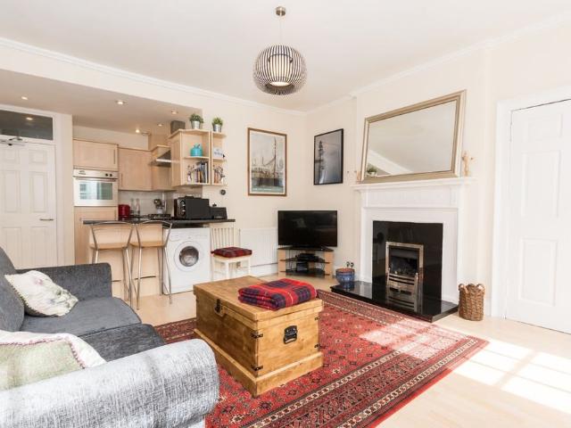 Apartment for rent in New Town, Scotland