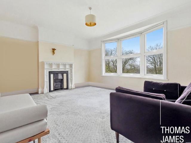 Apartment for rent in Palmers Green, Greater London