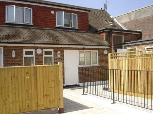 Apartment for rent in World's End, Perryfields