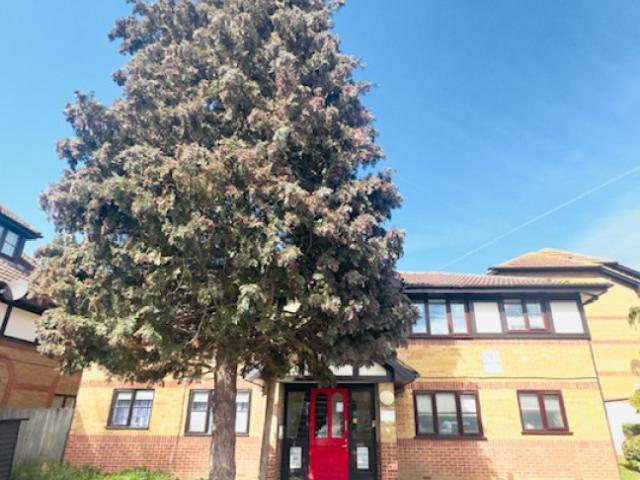 Apartment for rent in Victoria, Greater London