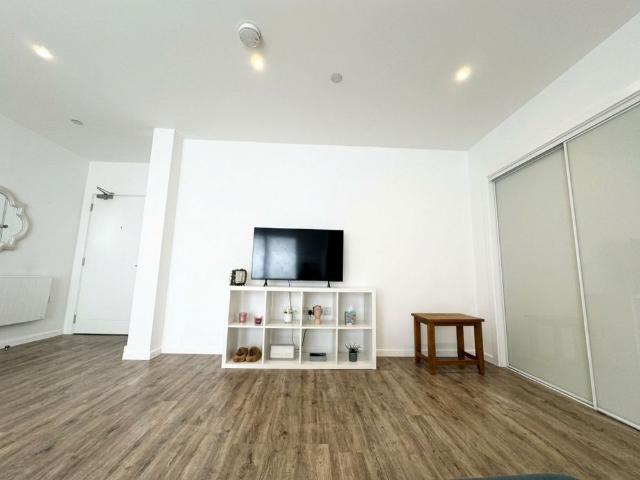 Apartment for rent in Denham, Gerrards Cross and Chalfonts Community Board, Gerrards Cross