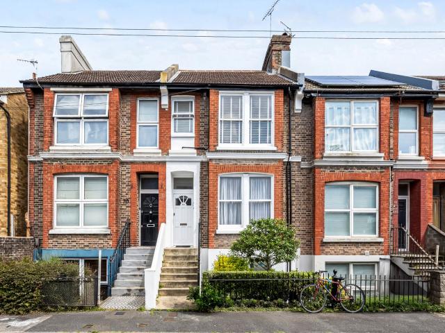 Apartment for rent in Whitehawk, Brighton & Hove