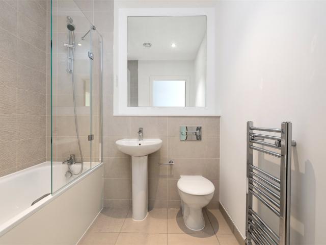 Apartment for rent in Brompton, Gillingham