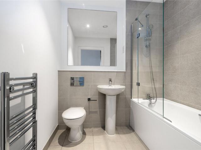 Apartment for rent in Chatham Waters, Gillingham