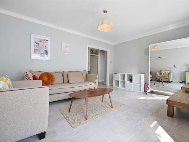 Apartment for rent in Bayswater, Greater London
