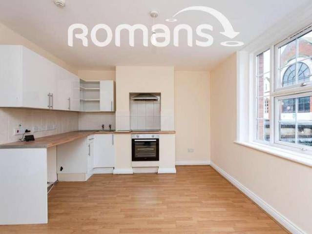 Apartment for rent in Heol-las, Surrey