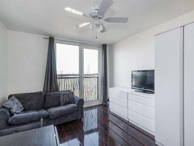 House for rent in Covent Garden, Victoria