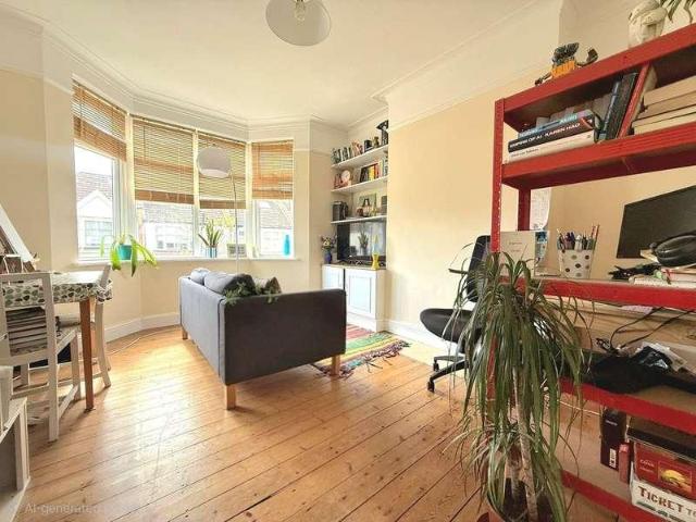 Apartment for rent in Lane, Greater London