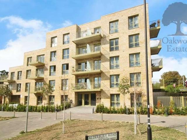 Apartment for rent in Slough