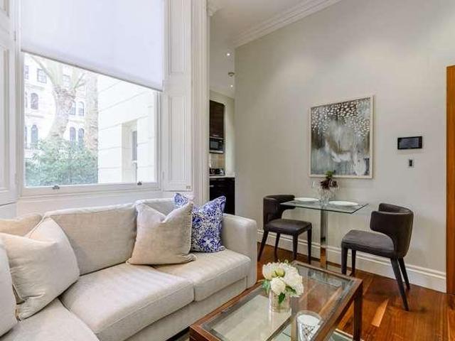 House for rent in Bayswater, Greater London