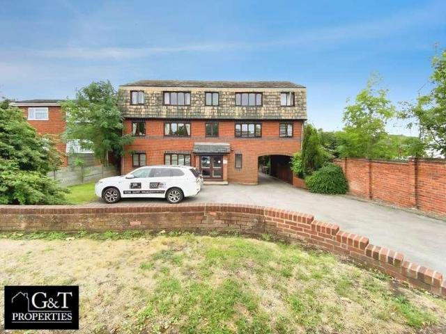 Apartment for rent in Harts Hill, Brierley Hill