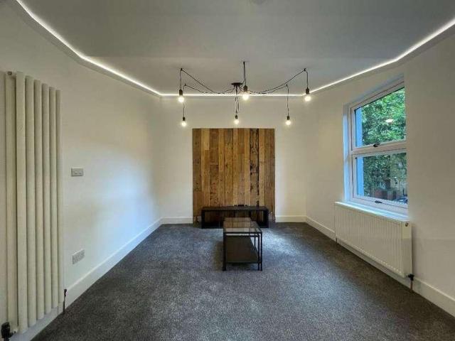 Apartment for rent in Peckham, Greater London
