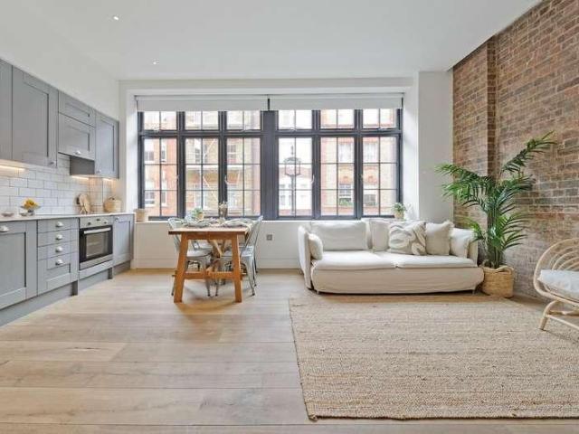 House for rent in Covent Garden, Victoria