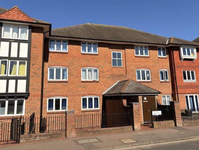 Apartment for rent in Kensington, Greater London