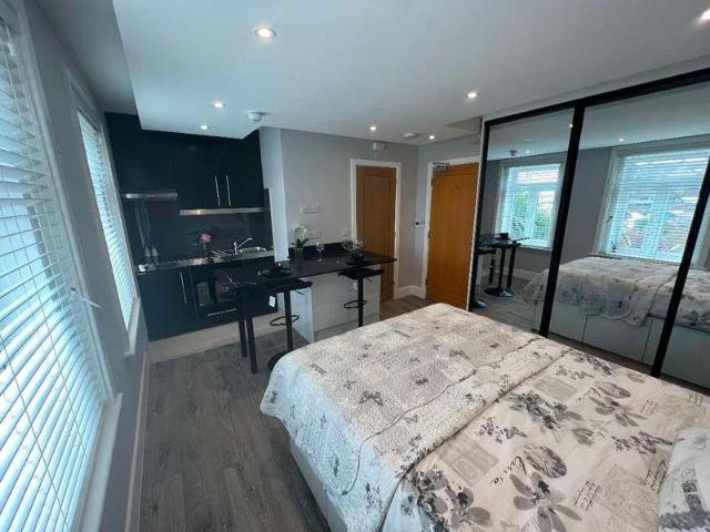 Apartment for rent in South Earlswood, Red Hill
