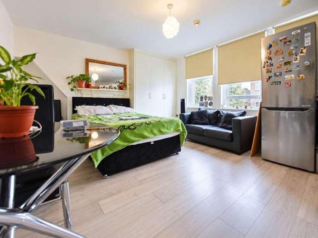 Apartment for rent in London Borough of Croydon, Norbury