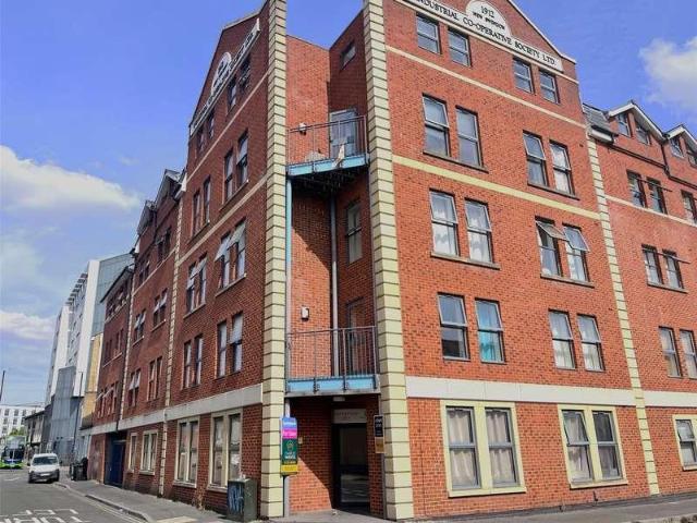 Apartment for rent in Rodbourne, Swindon