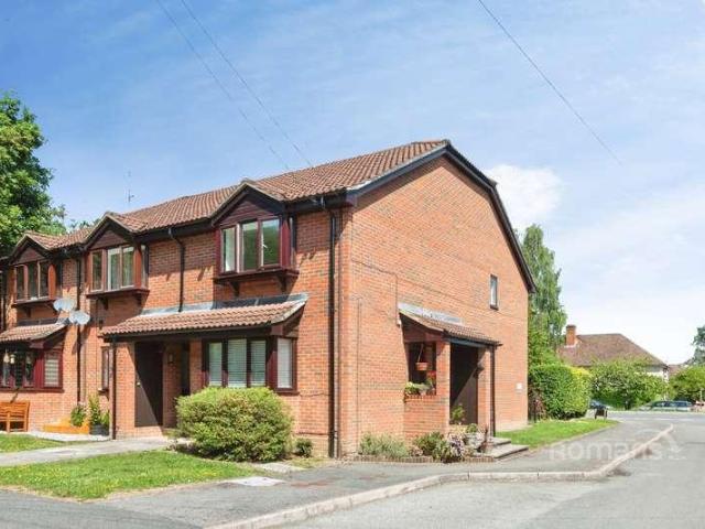 Apartment for rent in Fleet, Hart