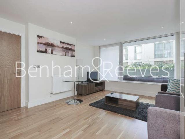 Apartment for rent in Canary Wharf, Greater London