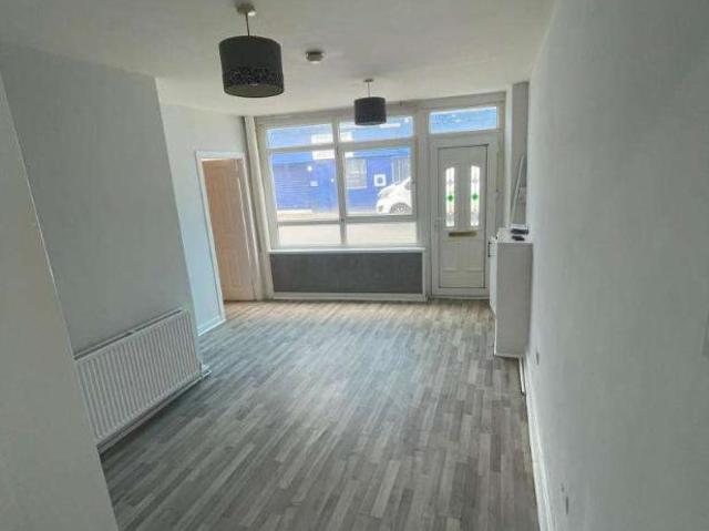 Apartment for rent in Calderstones
