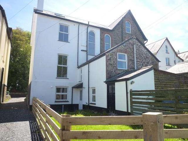 Apartment for rent in Week St Mary, Cornwall
