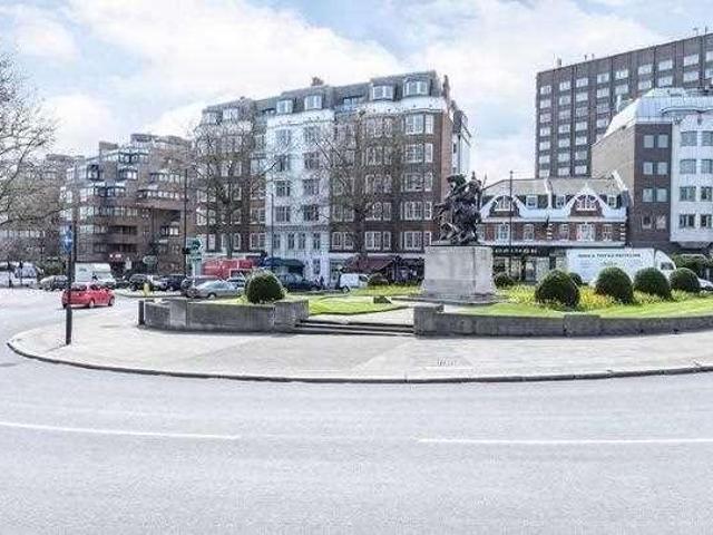 Apartment for rent in St. John's Wood, Greater London