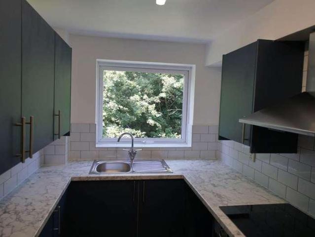 Apartment for rent in Newbury Park, Greater London
