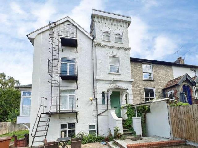 Apartment for rent in Key Street, Suffolk