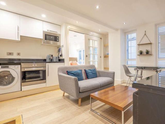 Apartment for rent in Chelsea, Greater London