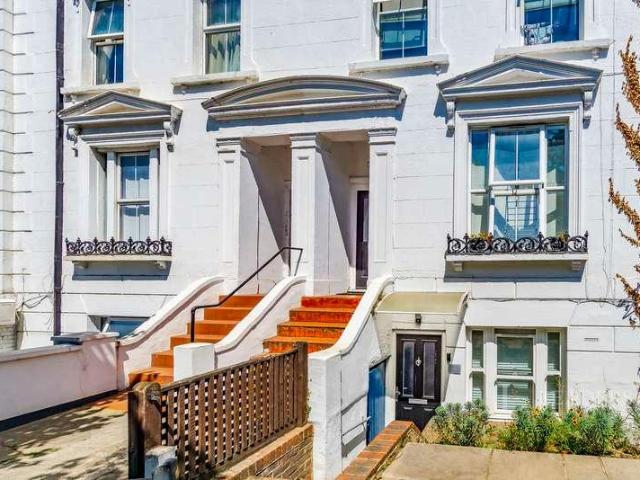 Apartment for rent in London Borough of Croydon, Shirley